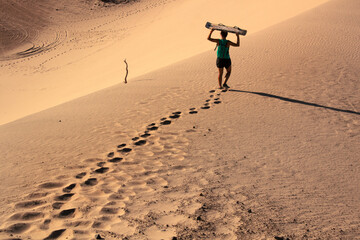 Sandboard in the incredibles dunes of Saujil, Catamarca, Argentina