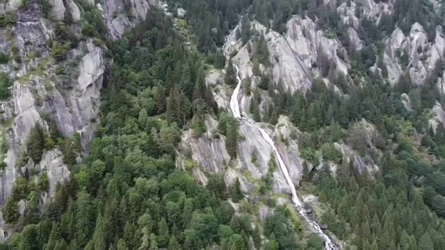 Session de drone &agrave; Val di Mello