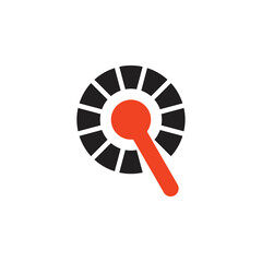 Q letter with keyhole logo design vector