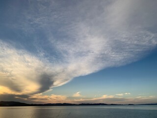 Naklejka premium sunset over the sea