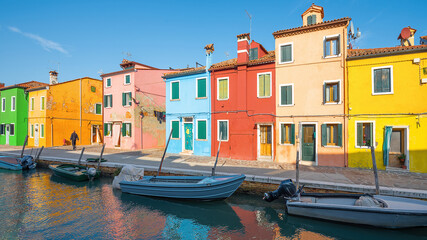 Obraz na płótnie Canvas Burano, Italy : The colourful houses of Burano, Italy