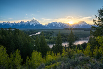sunset at snake river overlook, grand teton national park, wyoming, usa