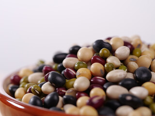 Red bean, Mung bean, Black bean, White bean, Soybean in a bowl