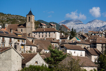 iglesia de San Mart&iacute;n de Hecho, siglo XIX, valle de Hecho, pirineo aragones,Huesca,Spain