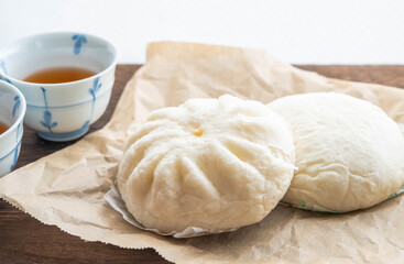 中華まん　ピザマンと肉まん