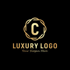 Obraz premium C Letter Luxury Logo Design Template Inspiration