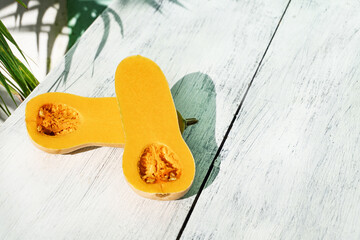 Dynia piżmowa, pomarańczowe świeże warzywo.