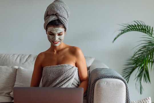 She adore weekends because it is time for herself