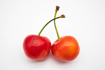 二個のさくらんぼのクローズアップ
