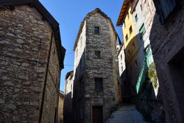 L architettura verticale di Casso