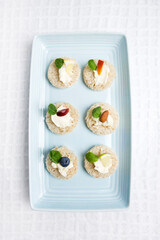 canape with fruits