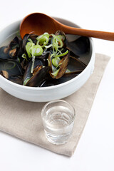 korean food, mussel soup - honghap tang