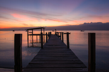Fototapeta premium sunset over the pier