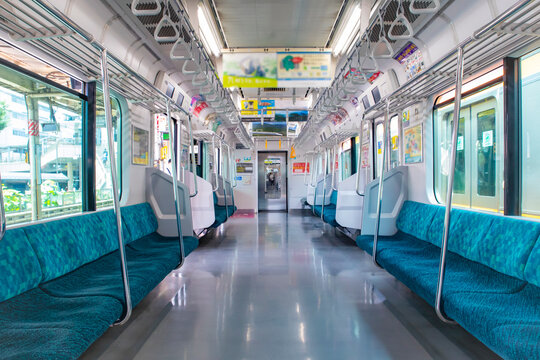 電車の車内