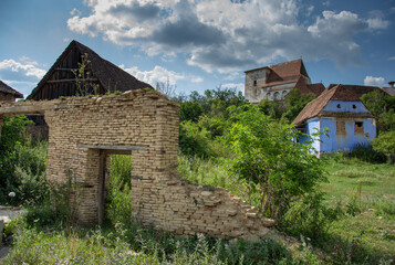 Fototapeta na wymiar old houses in Romania, Brasov ,Roades,2019