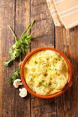 cauliflower gratin with cream and cheese