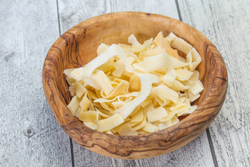 Coconut dry chips in the bowl