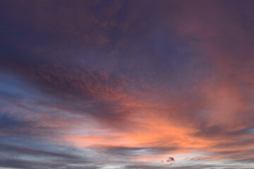 Fototapeta na wymiar Vivid saturated colors of the sky at sunset