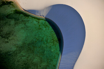 Vista a&eacute;rea do Parque Nacional dos Len&ccedil;&oacute;is Maranhenses..