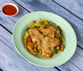 Thai Lard Nar Noodles 