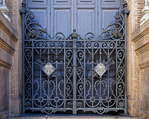 Ancient metallic gate