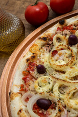 Tuna pizza