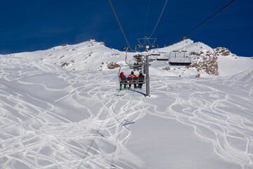 Fototapeta na wymiar Ski Lift Scuol 