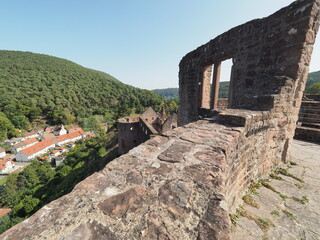 Fototapeta na wymiar Schloss- und Festungsruine Hardenburg