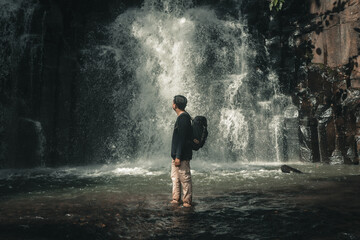 Obraz premium person in the rain