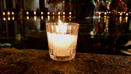 Vela en fuente