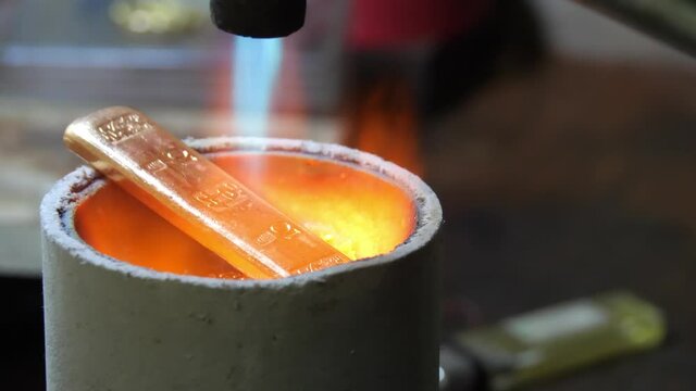 Melting gold Handmade Jewelry