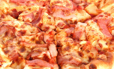 Meat Loves Pizza with Pepperoni Sausage and Bacon