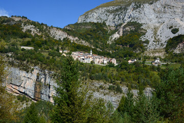 il piccolo paese di Casso, in friuli venezia Giulia
