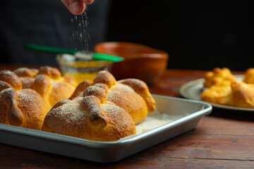 Ingredientes panadería panadero charola pan de muerto mexicano tradicional festividades octubre...