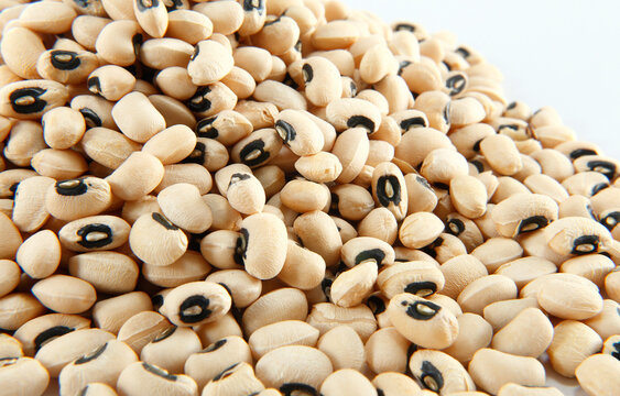 The black-eyed pea or black-eyed bean is a legume grown around the world for its medium-sized, edible bean.