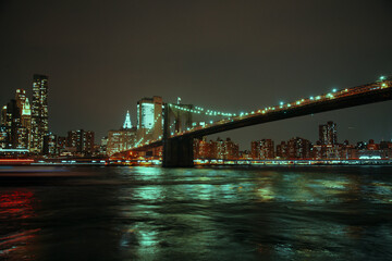 Fototapeta na wymiar city bridge at night