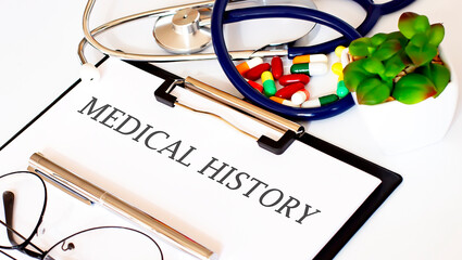 MEDICAL HISTORY text and Background of Medicaments, Stethoscope