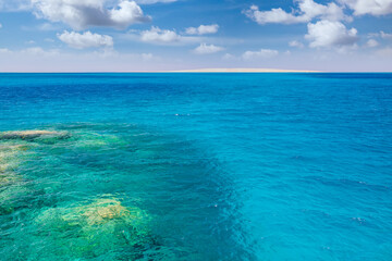 Fototapeta na wymiar Turquoise water and coral reef in the Red Sea, Egypt