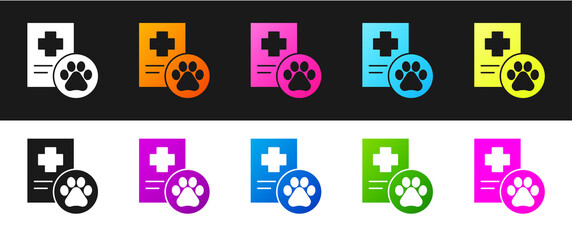 Obraz premium Set Clipboard with medical clinical record pet icon isolated on black and white background. Health insurance form. Medical check marks report. Vector.