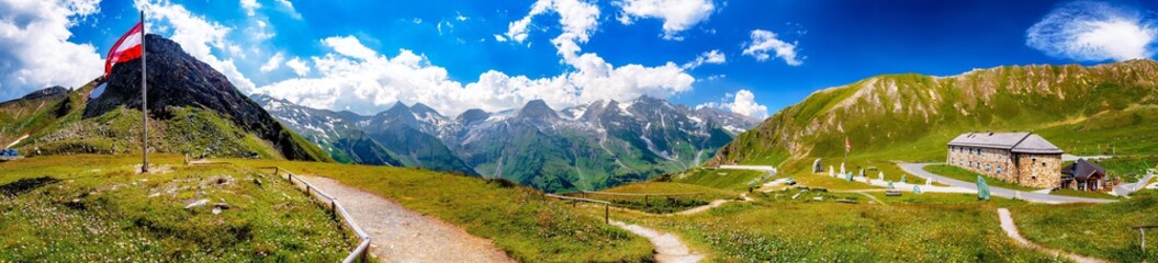 Großglockner-Hochalpenstraße mit Blick auf die Hohen Tauern, Alpen, Österreich