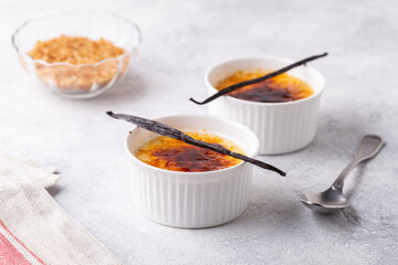 Creme brulee. French vanilla cream dessert with caramelised sugar.