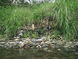 natural rivers that are dirty by plastic waste