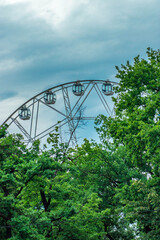 Obraz premium Ferris wheel in the park