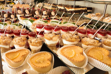 cupcakes with cream