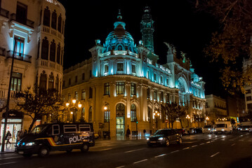 Fototapeta na wymiar ciudad de valencia nocturna,españa