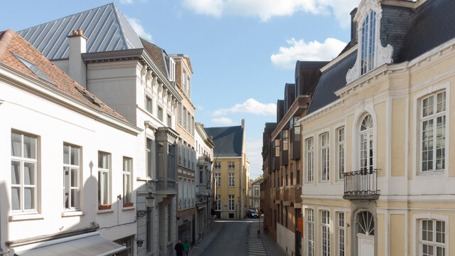Vista a&eacute;rea de la arquitectura tradicional de la ciudad de Brujas en B&eacute;lgica, declarada Patrimonio de la Humanidad por la UNESCO
