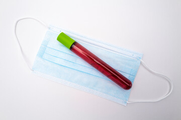 masque et test sérologique covid-19