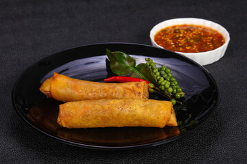 Deep fried spring roll with prawn