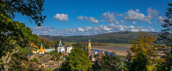 Obraz na płótnie Canvas Panoramic View of Portmeirion in North Wales, UK