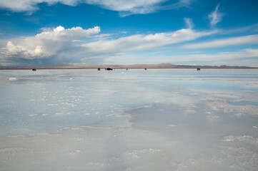 Landscape of the mirror like Bolivia Uyuni salt flat
